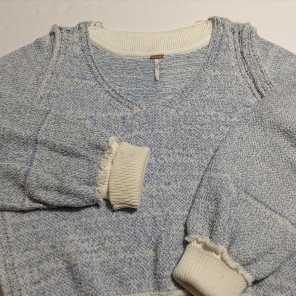 Free People Womens Sweater Blue Large Pullover White Cuff Loose Knit - Picture 4 of 13